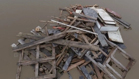 废弃建筑木材 Waste construction wood