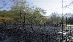 【UE】铁丝网包  Barbed Wire Pack